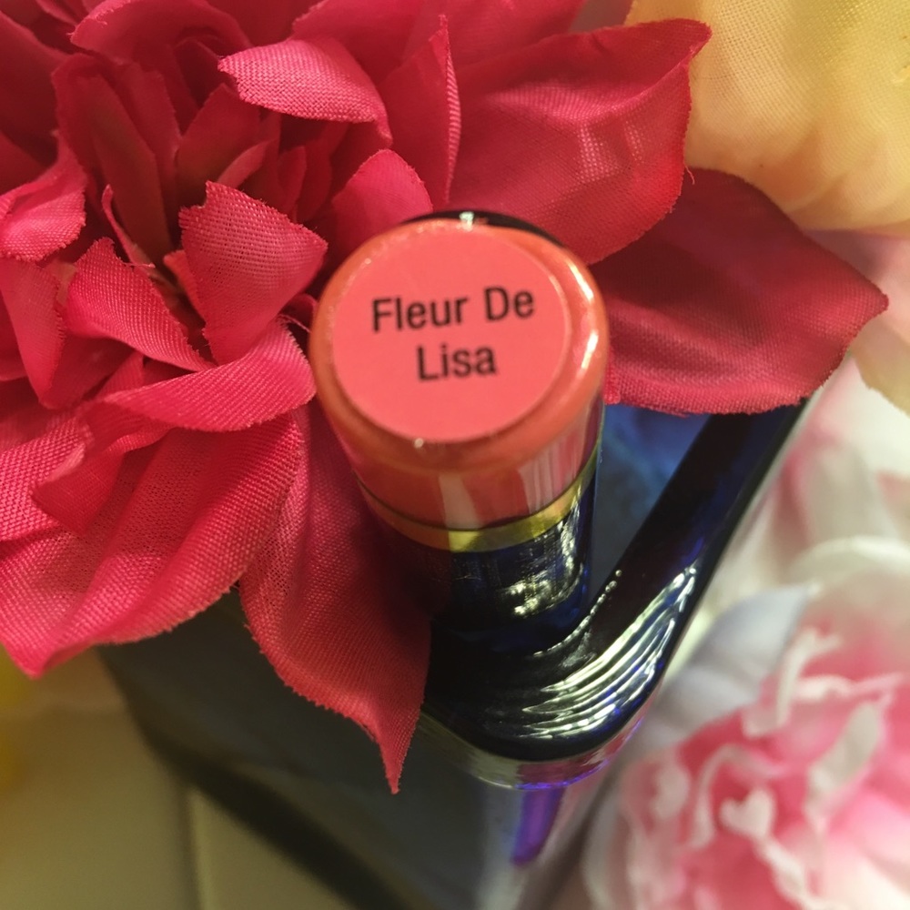 LipSense Fleur de Lisa